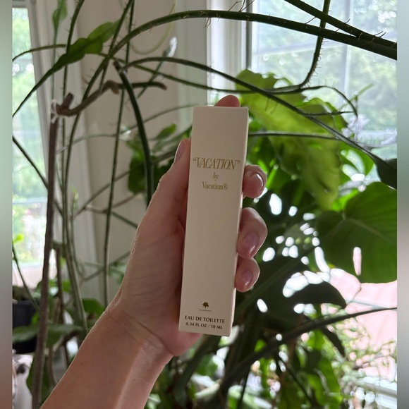 Vacation Other - Vacation By Vacation Genderless Scent Gold Travel Size 0.34 Fl. Oz. / 10 ml NEW